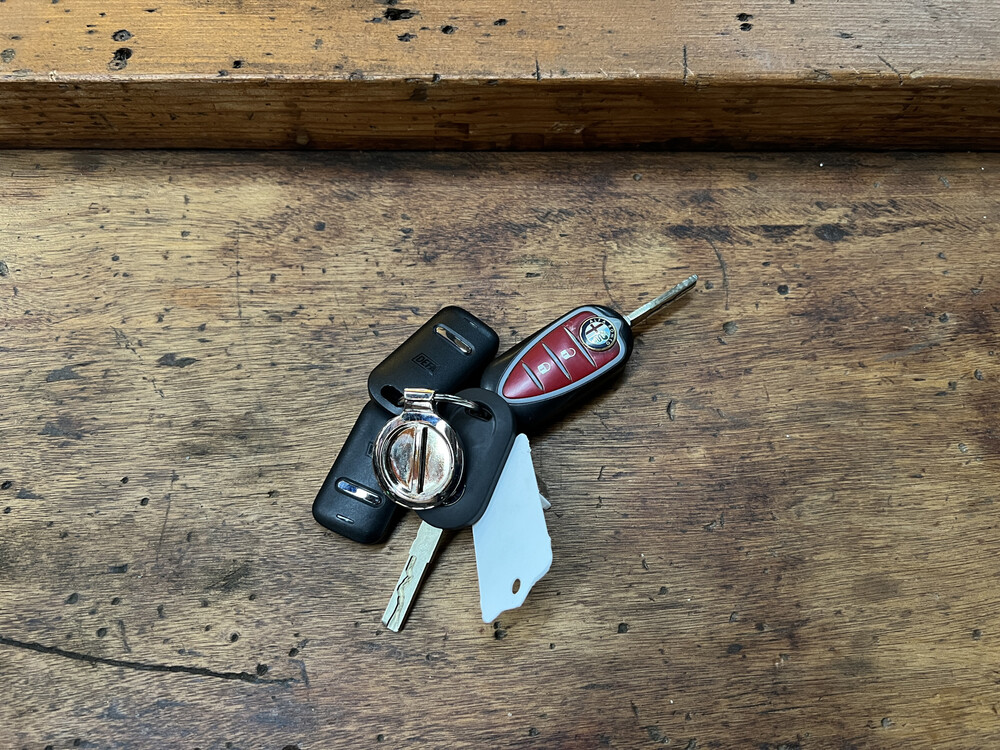 Alfa Romeo 4C 1750TBI CARBON TCT 241pk 2015 -Org. NL-, GJ-487-L