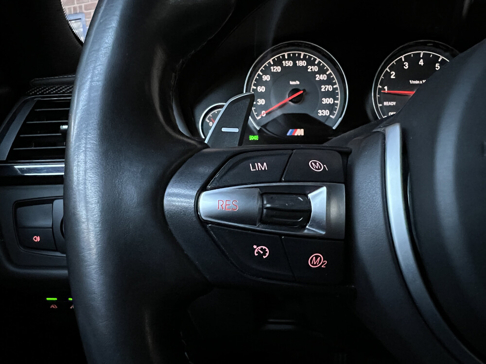 BMW M4 Coupé M-Performance Carbon 3.0 431pk 2014 -Orig. NL-, 6-ZFK-07