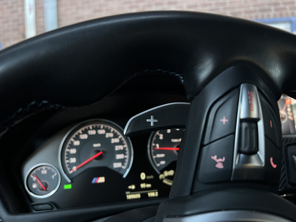 BMW M4 Coupé M-Performance Carbon 3.0 431pk 2014 -Orig. NL-, 6-ZFK-07