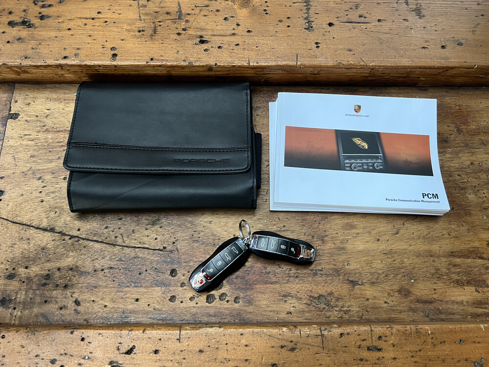 Porsche Cayman 2.7 PDK 275pk 2014, N-807-BK