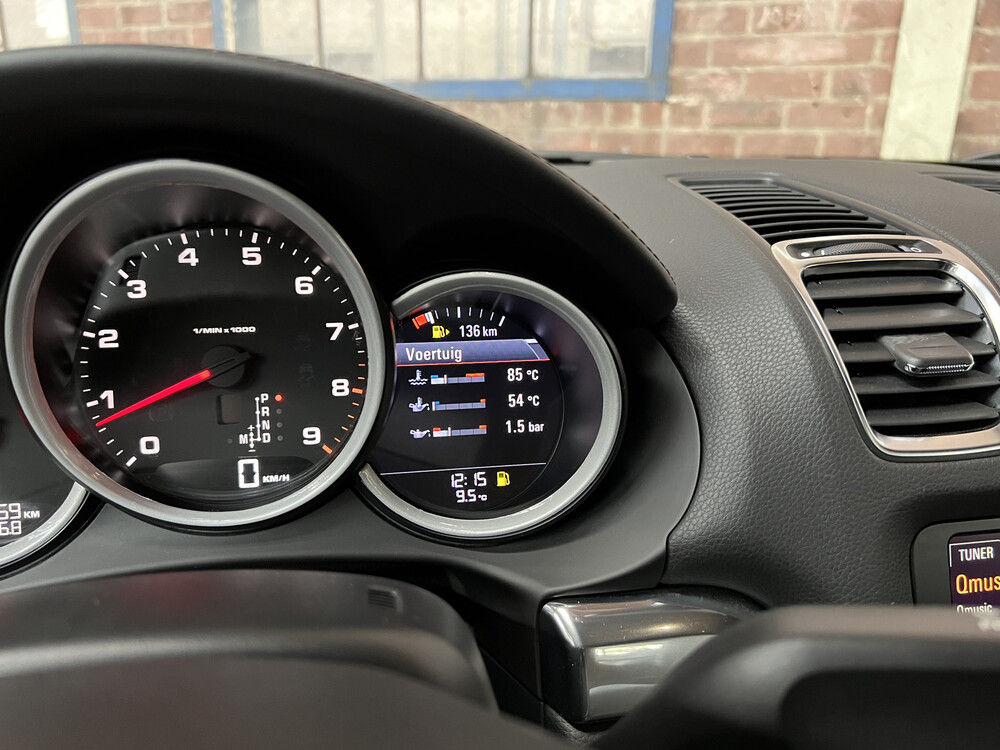 Porsche Cayman 2.7 PDK 275pk 2014, N-807-BK