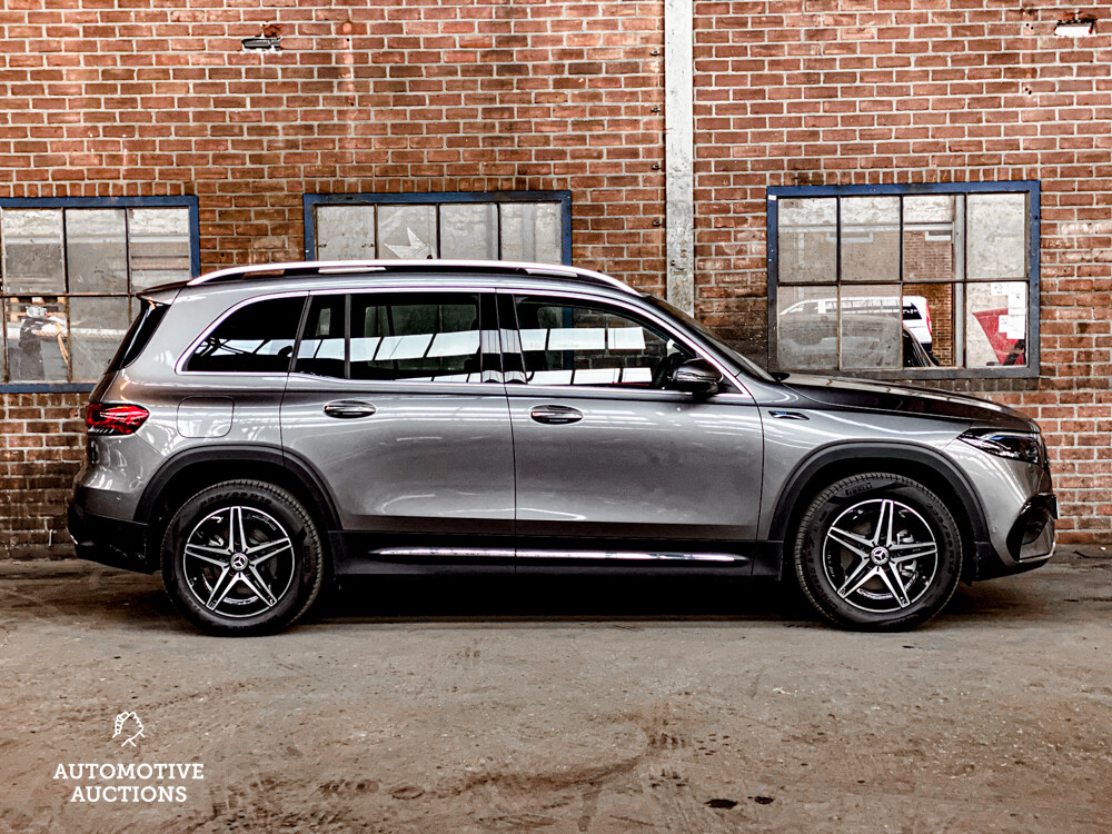 Mercedes-Benz EQB300 4Matic AMG-line 2022 -Garantie-