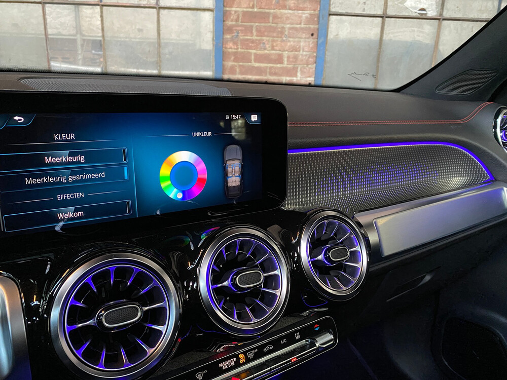 Mercedes-Benz EQB300 4Matic AMG-line 2022 -Garantie-