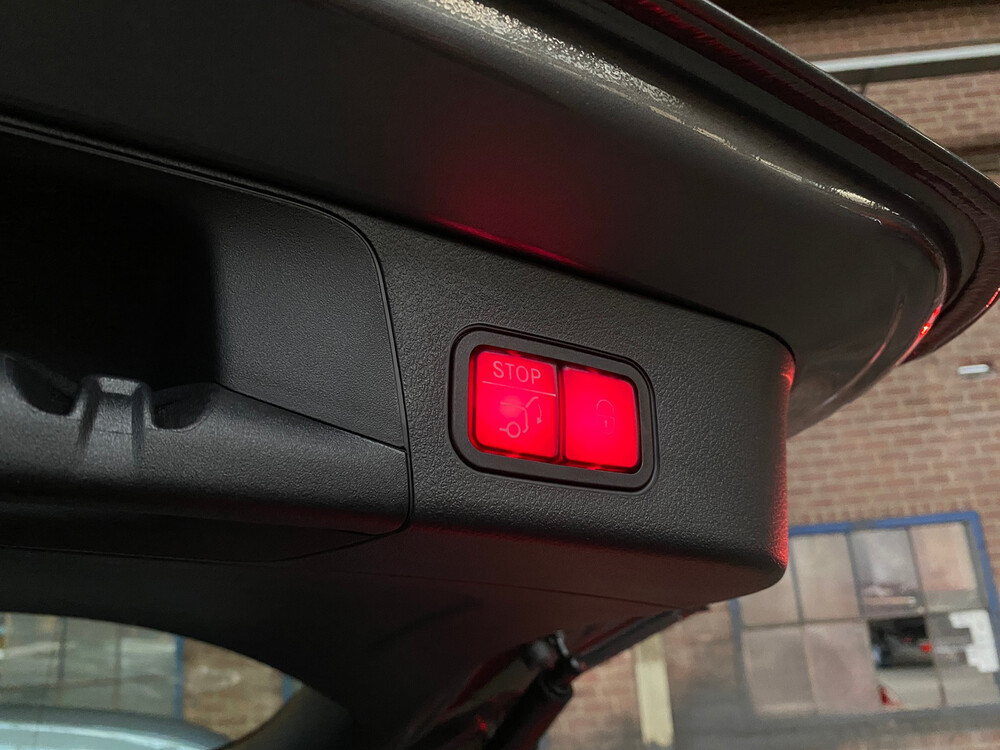 Mercedes-Benz EQB300 4Matic AMG-line 2022 -Garantie-