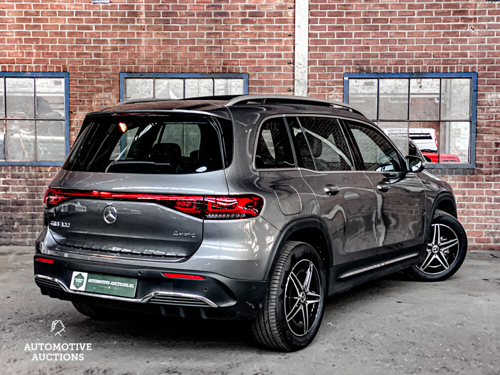 Mercedes-Benz EQB300 4Matic AMG-line 2022 -Garantie-