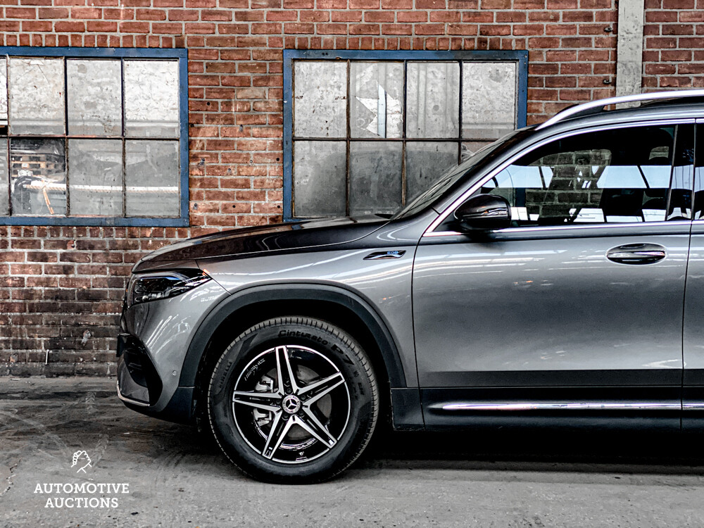 Mercedes-Benz EQB300 4Matic AMG-line 2022 -Garantie-