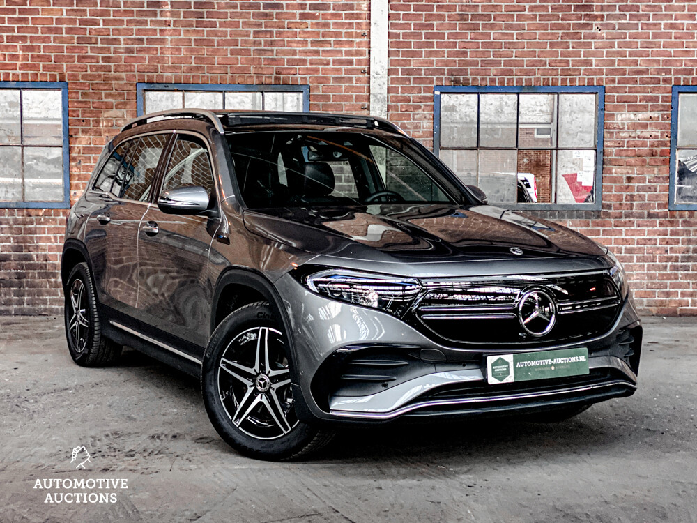Mercedes-Benz EQB300 4Matic AMG-line 2022 -Garantie-