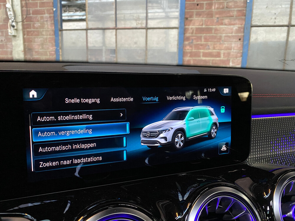 Mercedes-Benz EQB300 4Matic AMG-line 2022 -Garantie-