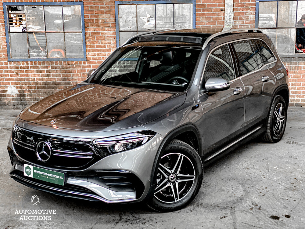 Mercedes-Benz EQB300 4Matic AMG-line 2022 -Garantie-