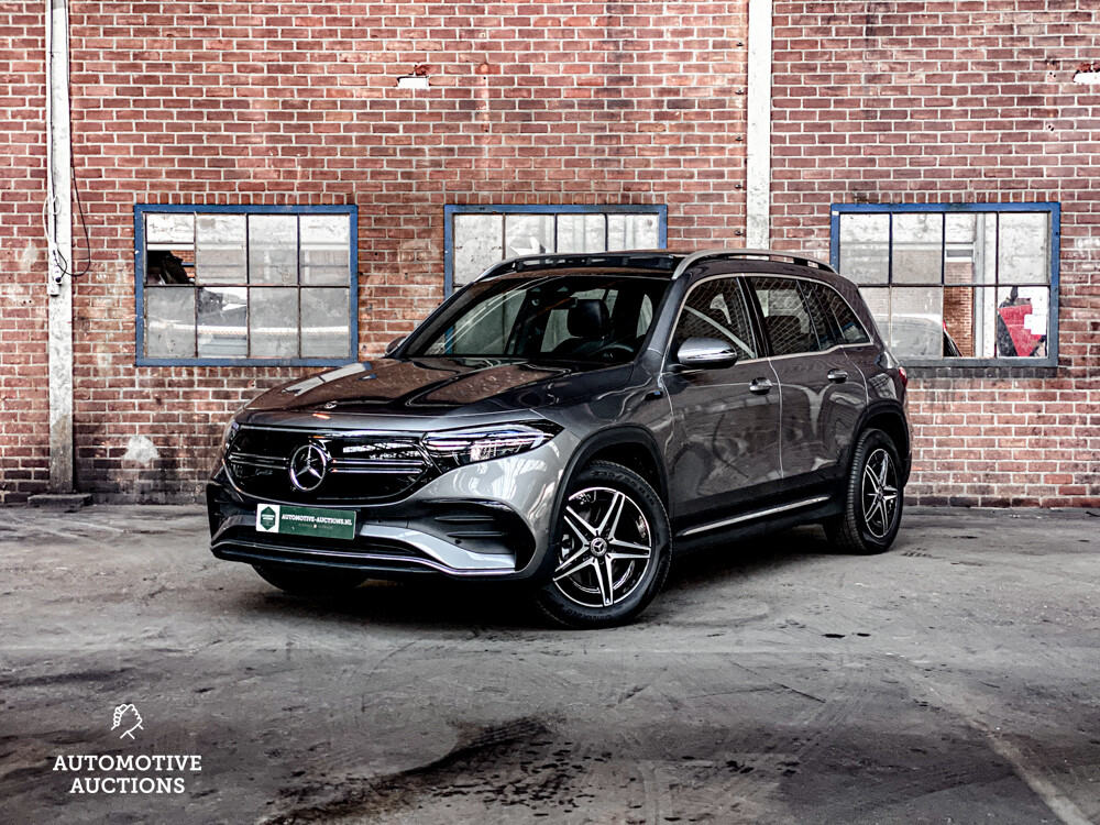 Mercedes-Benz EQB300 4Matic AMG-line 2022 -Garantie-