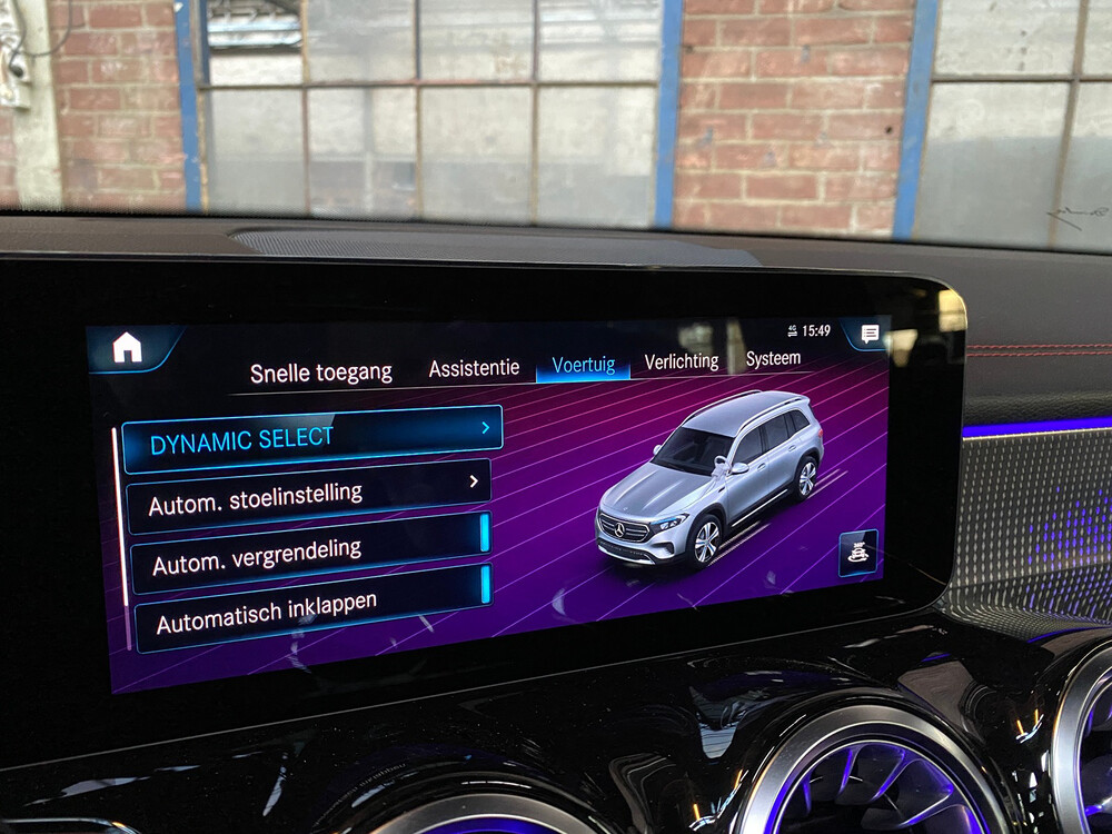 Mercedes-Benz EQB300 4Matic AMG-line 2022 -Garantie-