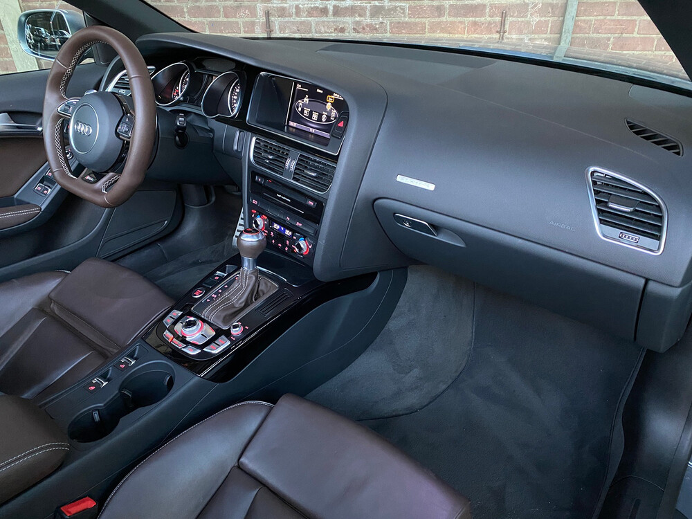 Audi RS5 4.2 V8 FSI Quattro FACELIFT Cabriolet 450pk 2013, 2-TVB-31