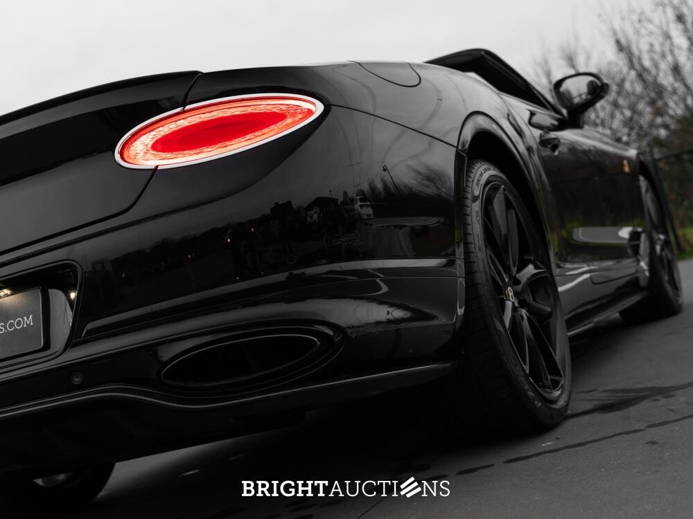 Bentley Continental GTC 6.0 W12 First-Edition 635pk -Mulliner 1 of 100- 2020 (Origineel-NL), H-287-NF