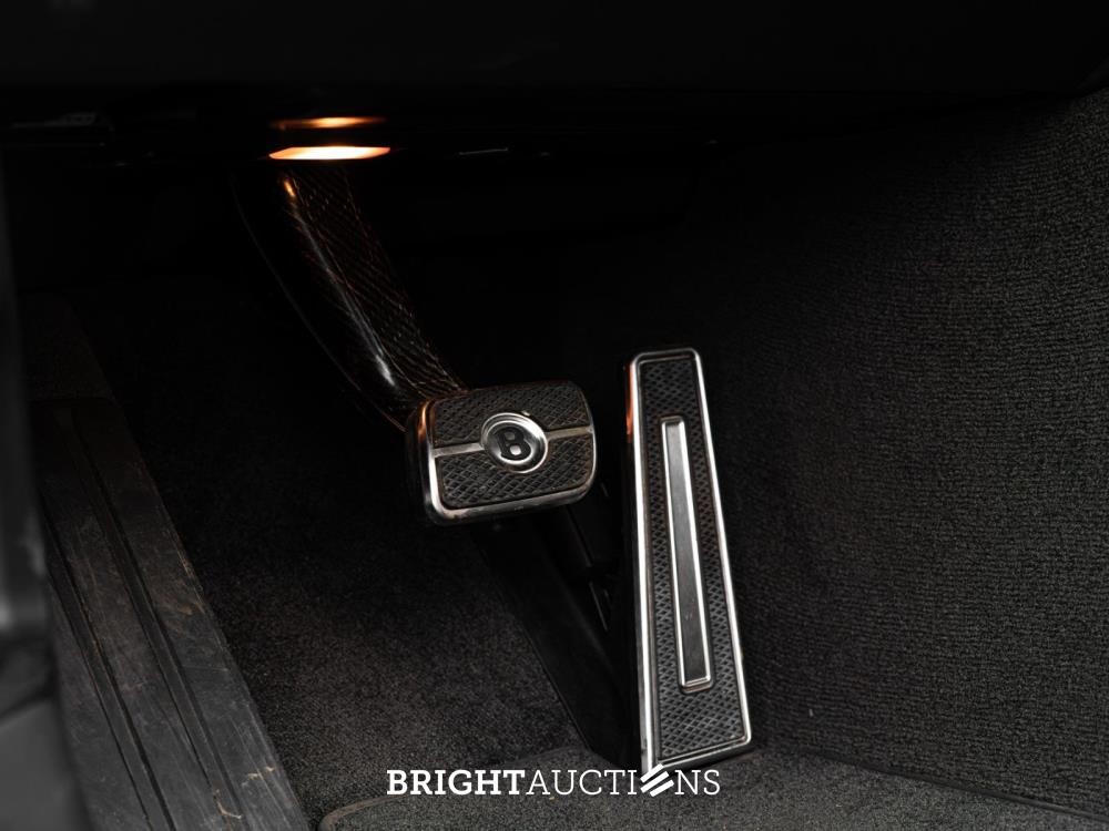 Bentley Continental GTC 6.0 W12 First-Edition 635pk -Mulliner 1 of 100- 2020 (Origineel-NL), H-287-NF