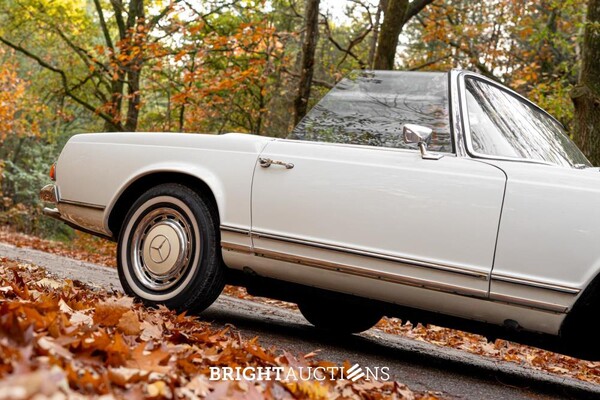 Mercedes-Benz 280 SL Pagode – Schaltgetriebe – EU-Ausführung – 2,8-Liter-Reihensechszylinder