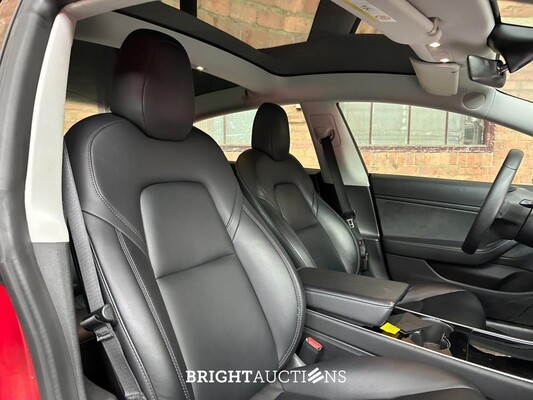 Tesla Model 3 Performance AWD 75 kWh 462pk 2019 (Origineel-NL + 1e Eigenaar), G-786-XK