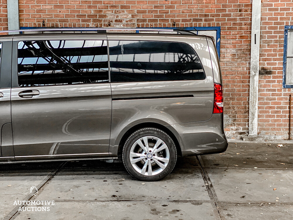 Mercedes-Benz V250 BlueTEC Long DC V-Klasse 190PS 2015, V-678-GH