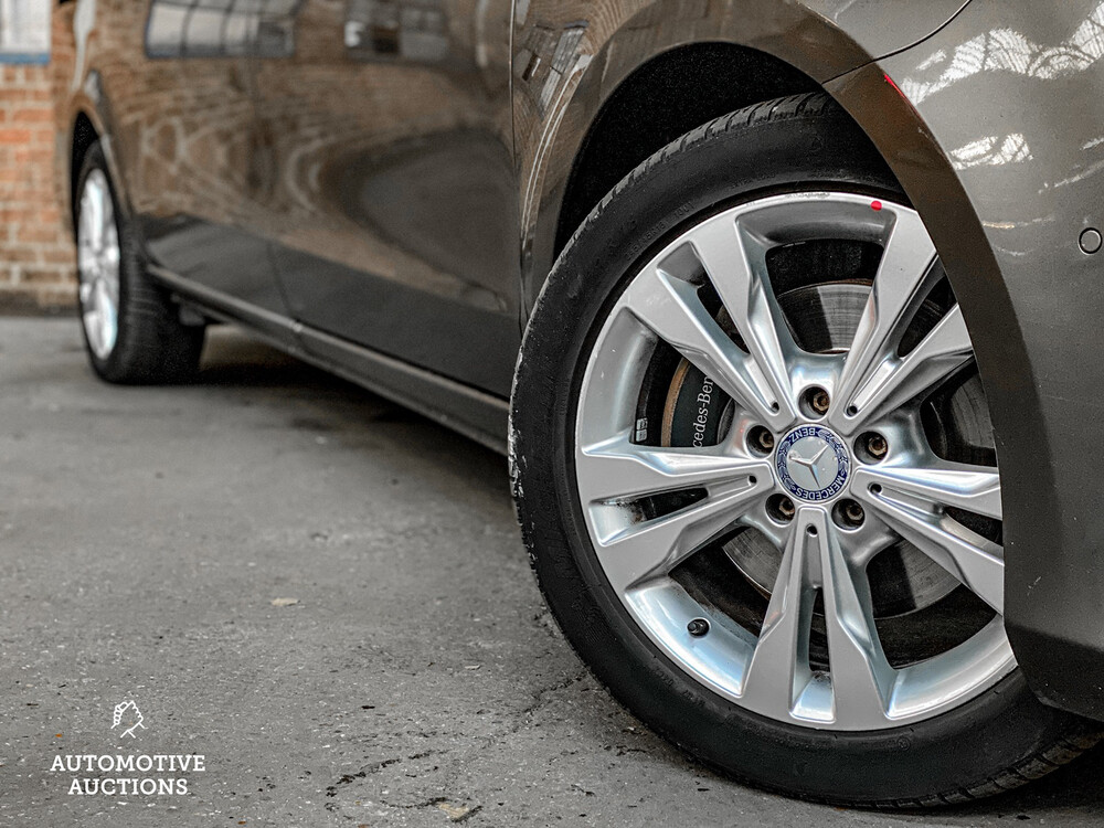 Mercedes-Benz V250 BlueTEC Long DC V-Klasse 190PS 2015, V-678-GH