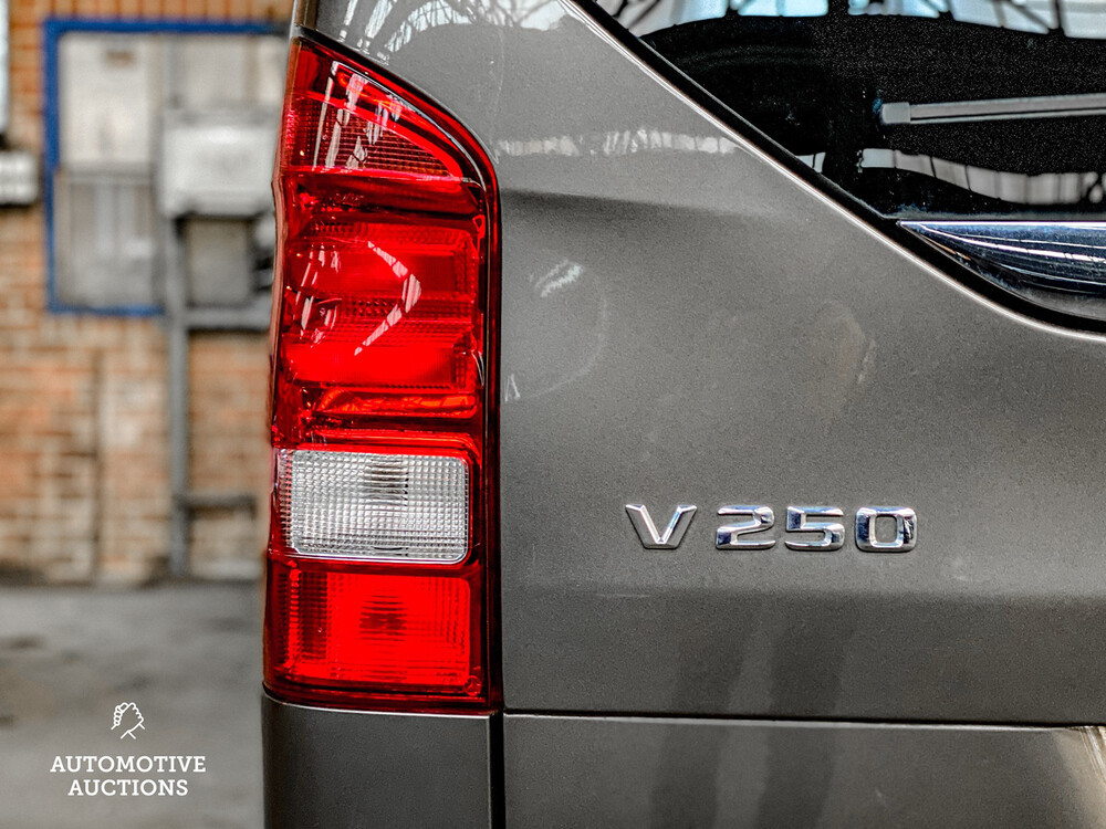 Mercedes-Benz V250 BlueTEC Long DC V-Klasse 190PS 2015, V-678-GH