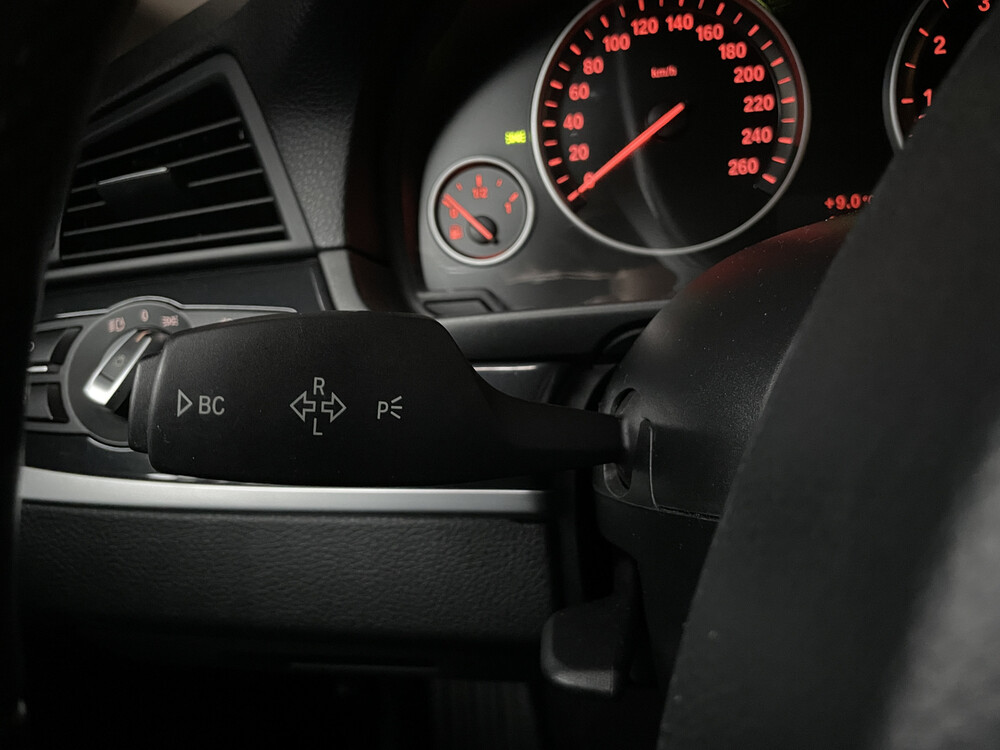 BMW 520i Executive 2.0 184PS 2012 5er, 39-TDK-7