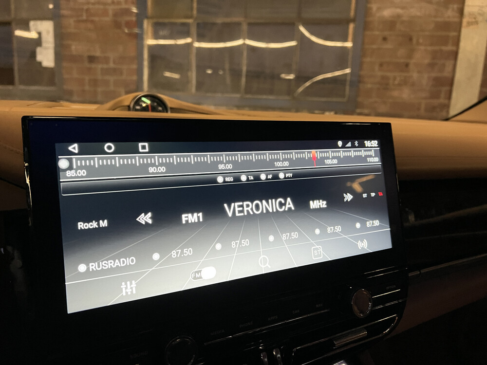 Porsche Panamera 4S 4.8 V8 400PS 2010, R104-RX