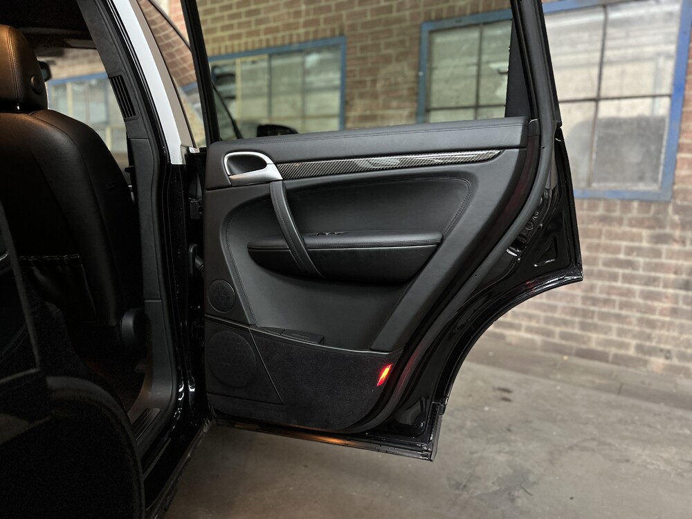 Porsche Cayenne Turbo S 4.8 V8 550pk 2008