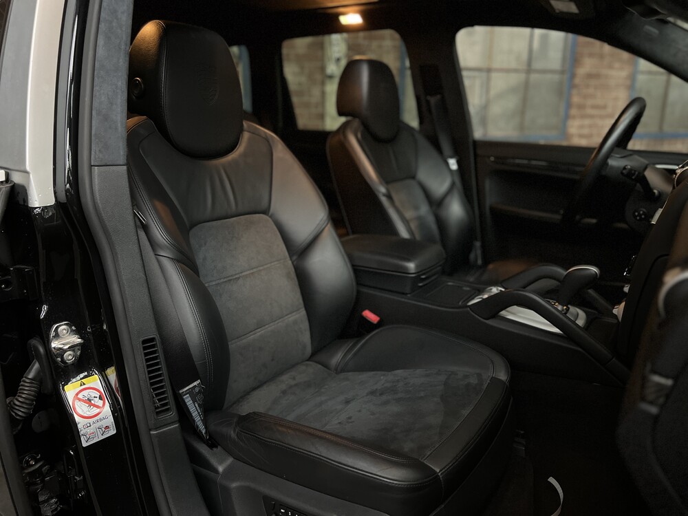 Porsche Cayenne Turbo S 4.8 V8 550pk 2008