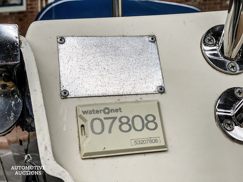 Julia 710 Classic 2011 Sloop