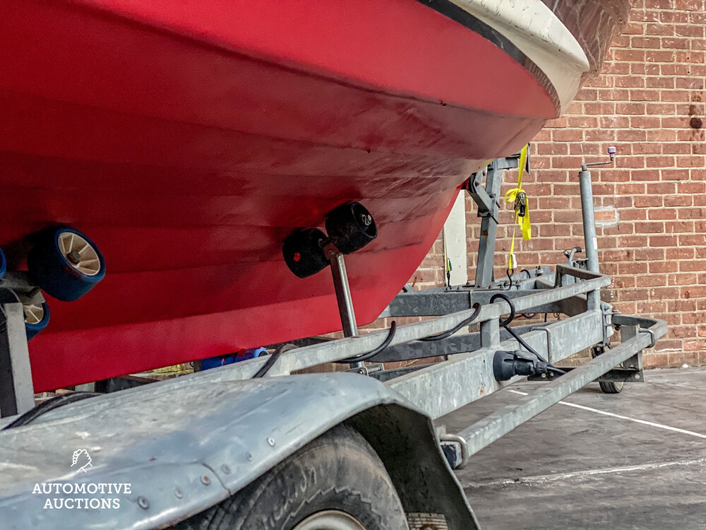 Julia 710 Classic 2011 Sloop