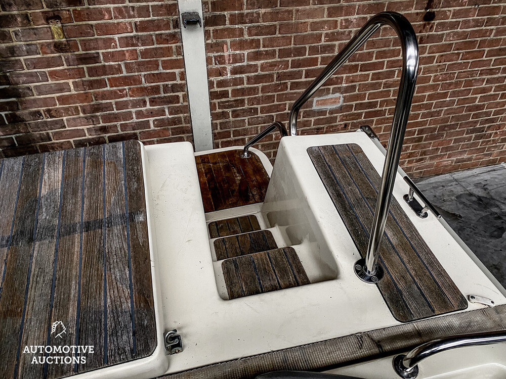 Julia 710 Classic 2011 Sloop