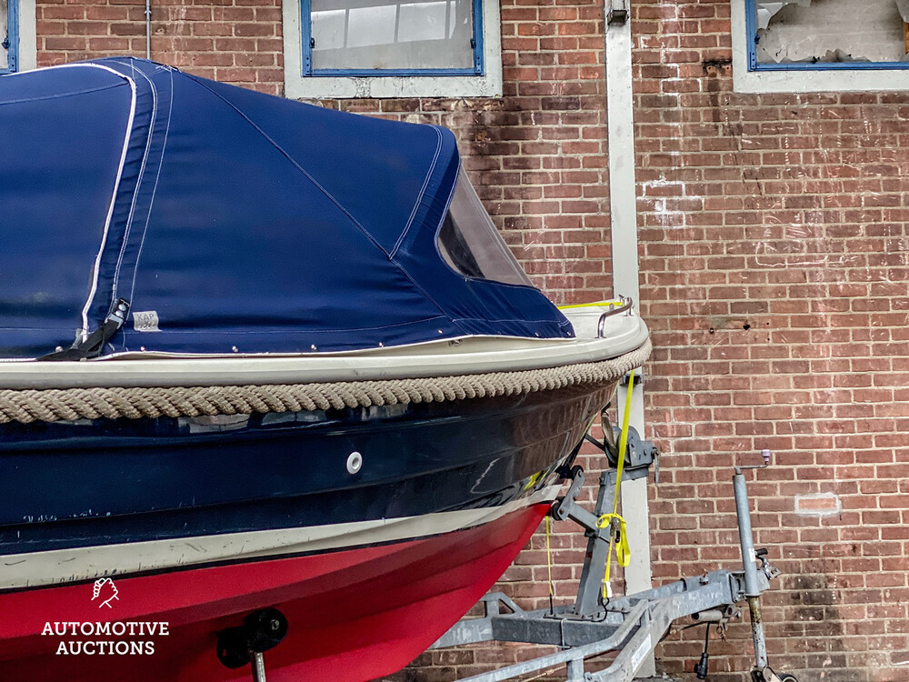 Julia 710 Classic 2011 Sloop