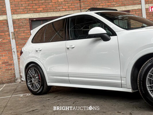 Porsche Cayenne GTS 4.8 V8 420pk 2013