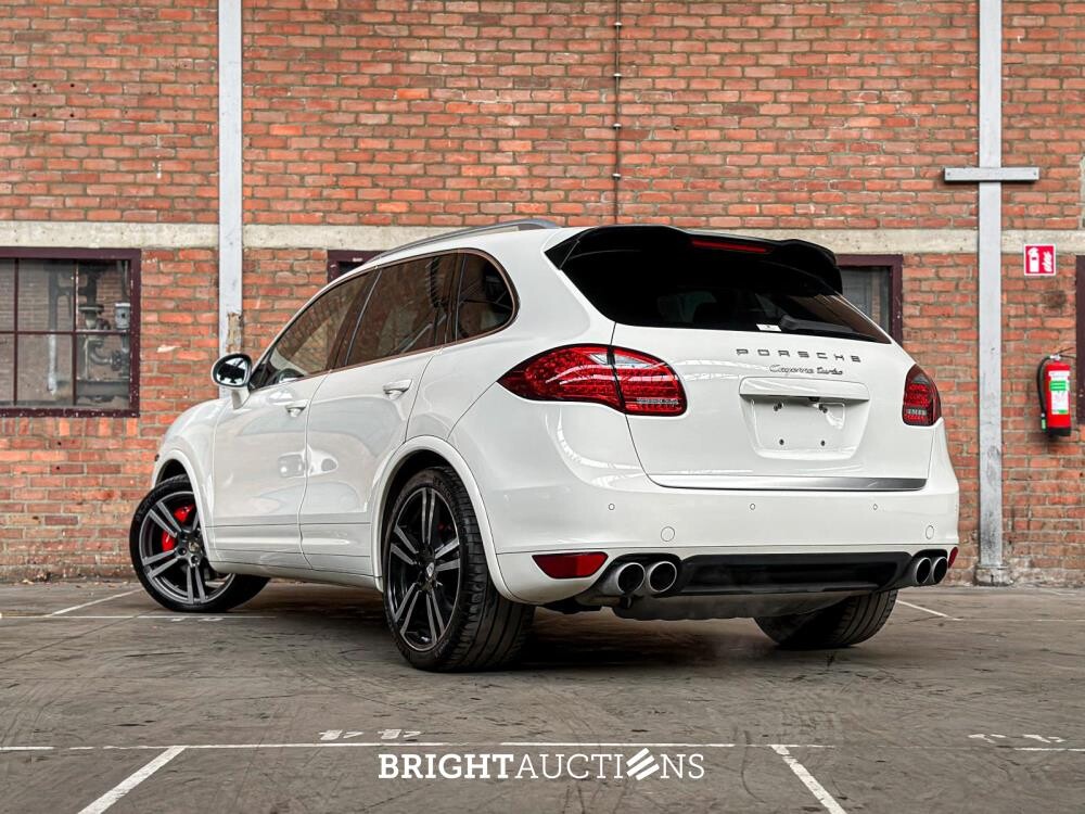 Porsche Cayenne Turbo 4.8 V8 500PK 2010 38.000KM!