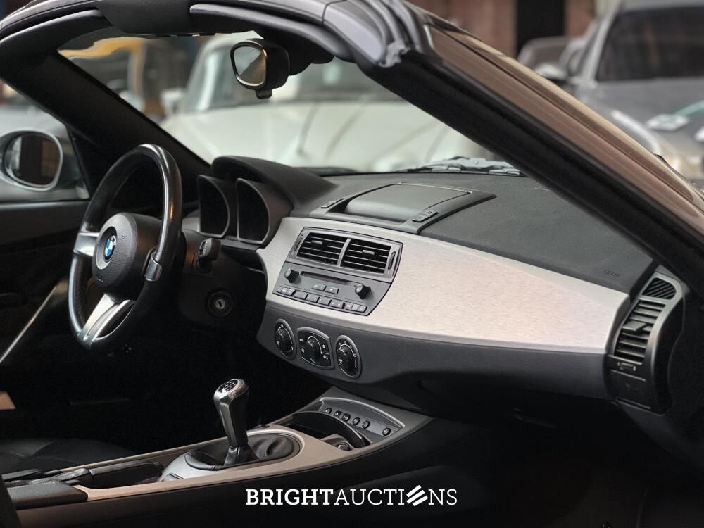 BMW Z4 Roadster 3.0i S 231pk 2004 (Hardtop + Softtop) Origineel-NL, 36-NV-HZ Youngtimer
