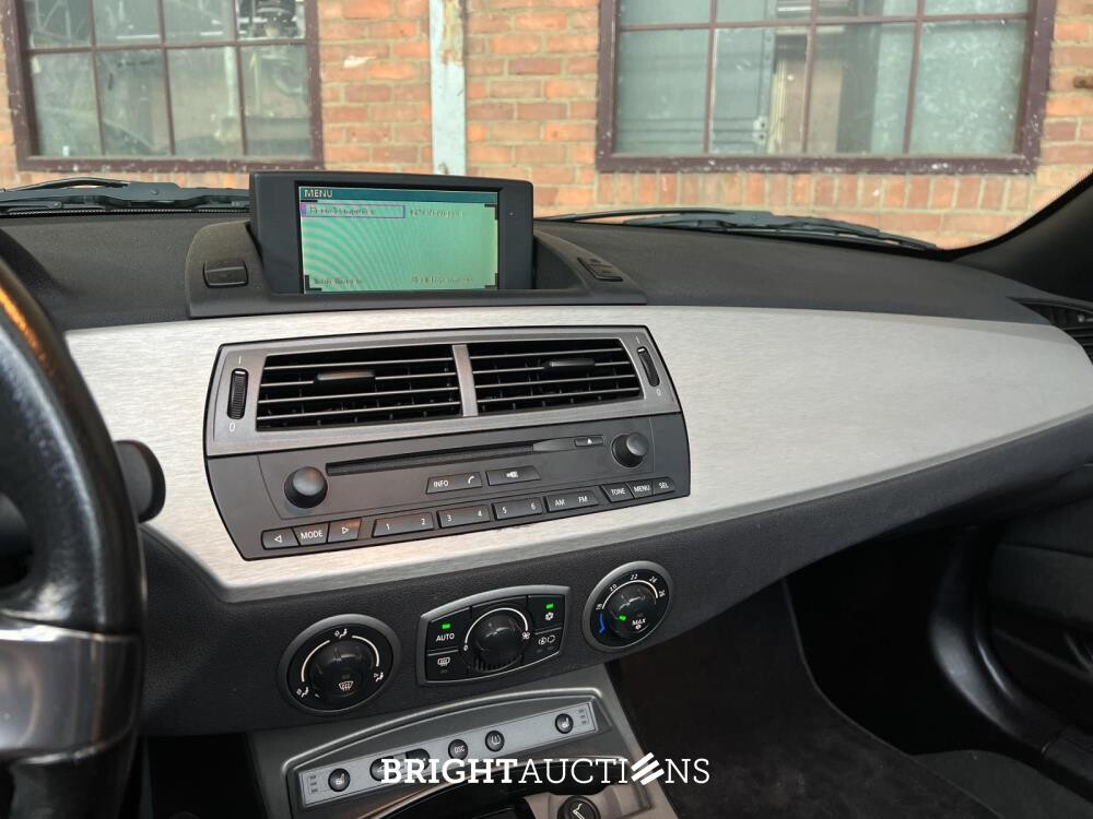 BMW Z4 Roadster 3.0i S 231pk 2004 (Hardtop + Softtop) Origineel-NL, 36-NV-HZ Youngtimer
