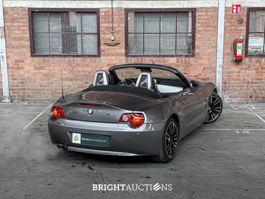BMW Z4 Roadster 3.0i S 231pk 2004 (Hardtop + Softtop) Origineel-NL, 36-NV-HZ Youngtimer
