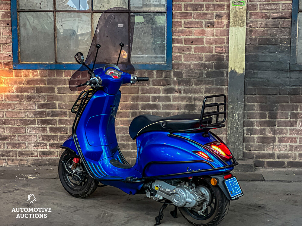 Piaggio Vespa Sprint 25km 2015, F-388-ZD -Full option-