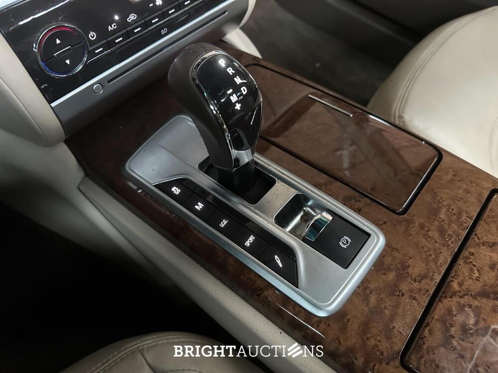 Maserati Quattroporte SQ4 410PK 2014