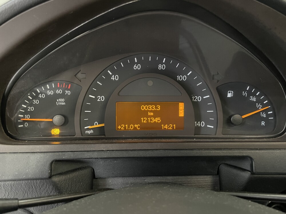 Mercedes-Benz G-Klasse G500 V8 296PS 2004, GB-672-F.