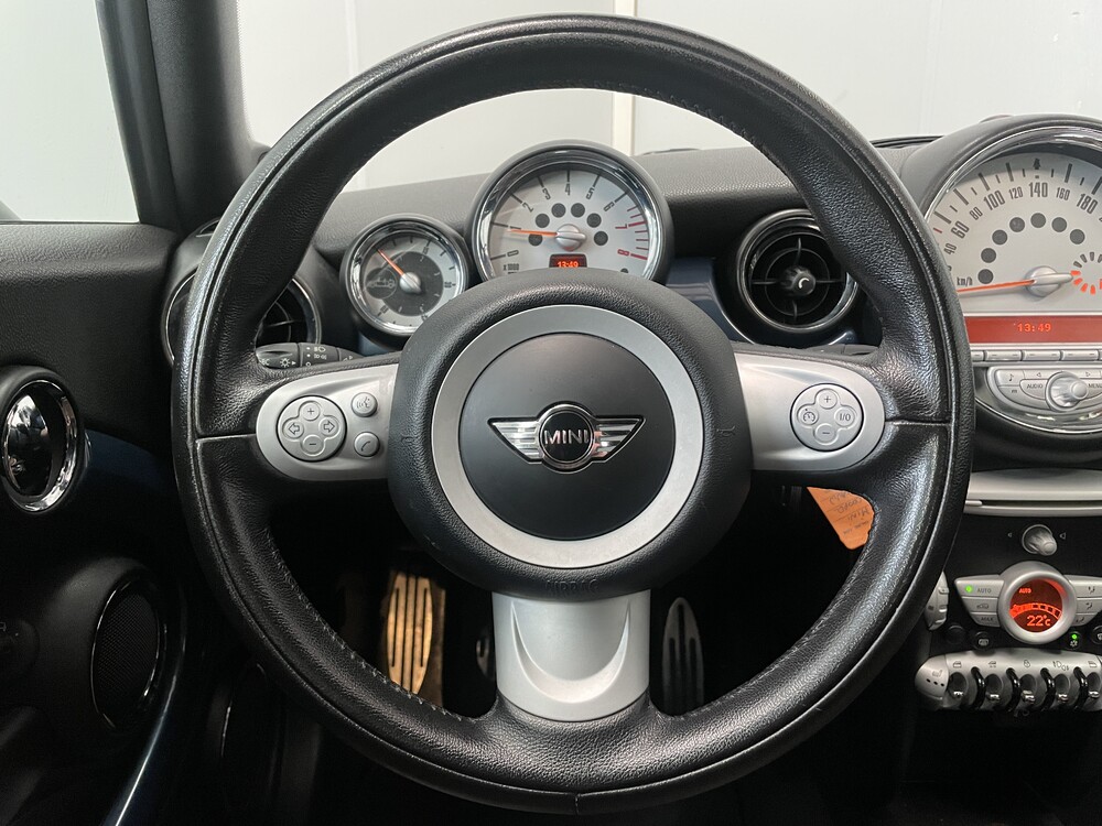 Mini Cooper S Cabrio 1.6 174 PS 2009, J-592-DS.