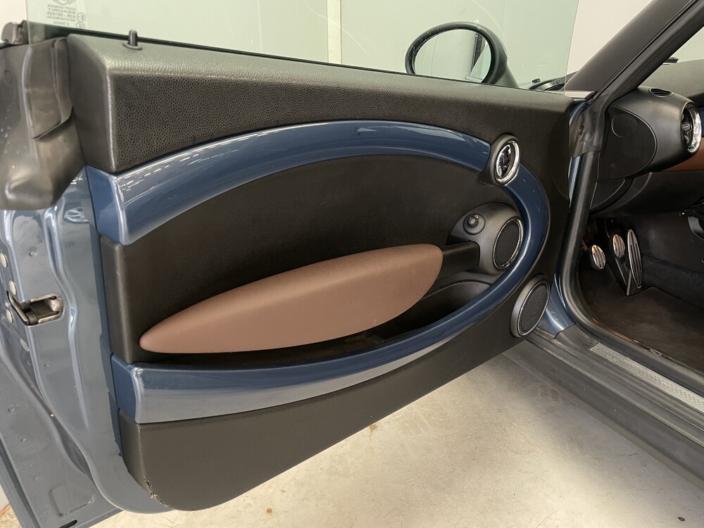 Mini Cooper S Cabrio 1.6 174 PS 2009, J-592-DS.