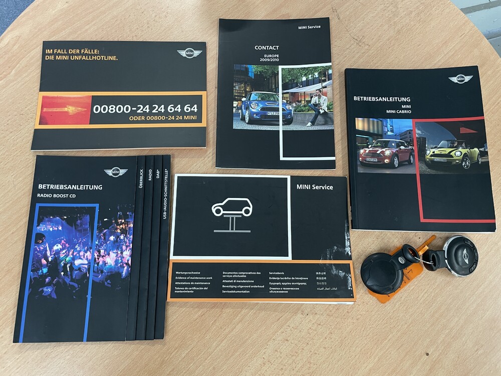 Mini Cooper S Cabrio 1.6 174 PS 2009, J-592-DS.