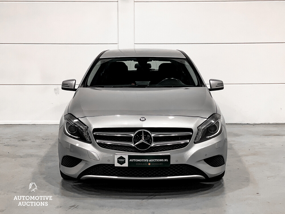 Mercedes-Benz A180 Edition 122PS 2013 -Org. NL-A-Klasse, 4-SGJ-16.
