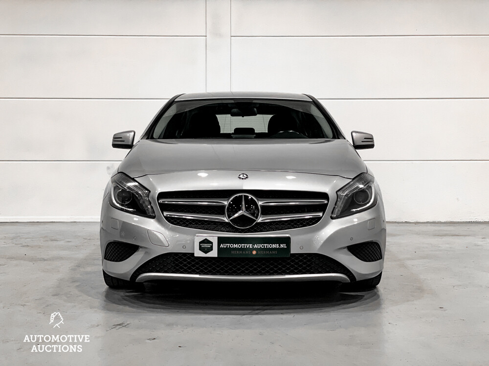 Mercedes-Benz A180 Edition 122PS 2013 -Org. NL-A-Klasse, 4-SGJ-16.