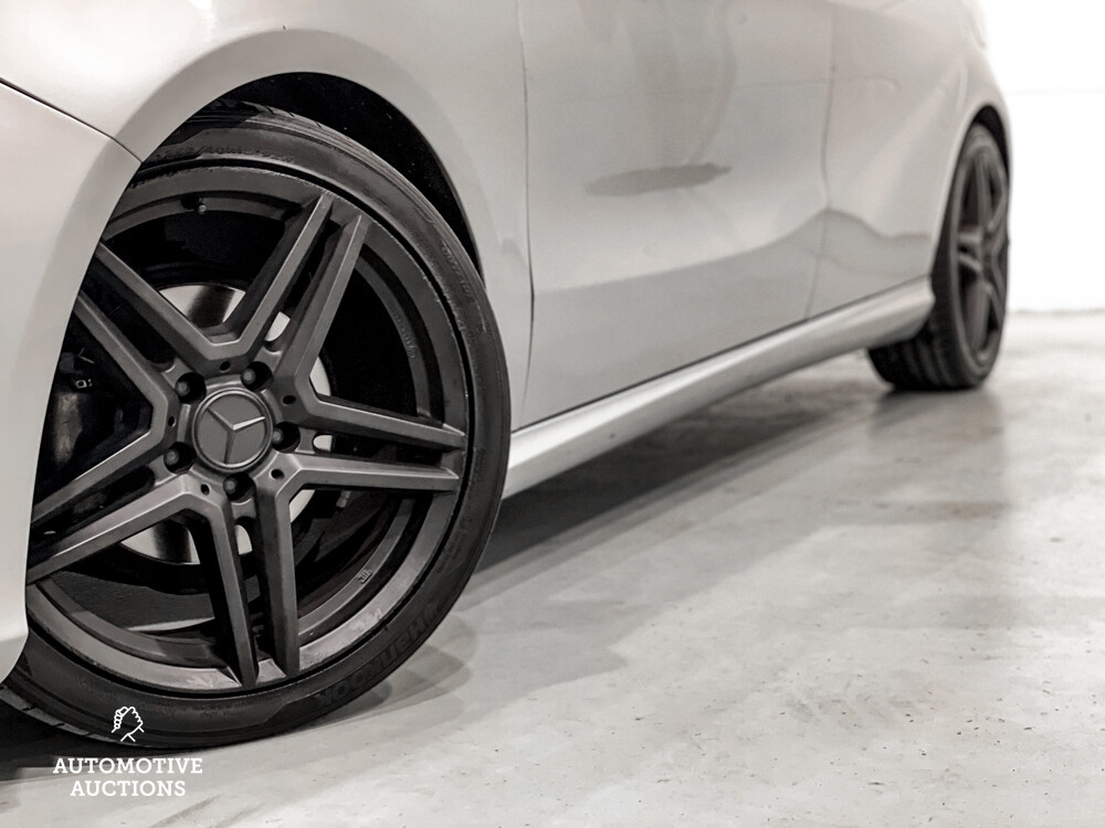 Mercedes-Benz A180 Edition 122PS 2013 -Org. NL-A-Klasse, 4-SGJ-16.