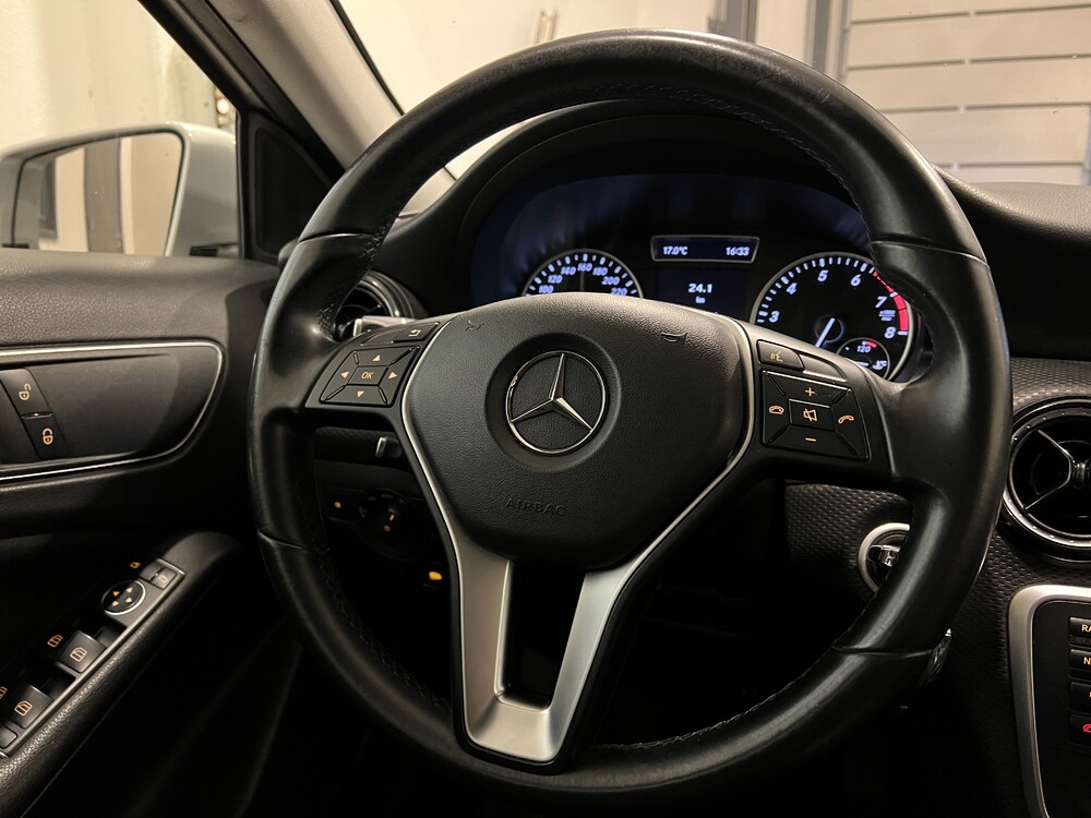 Mercedes-Benz A180 Edition 122PS 2013 -Org. NL-A-Klasse, 4-SGJ-16.