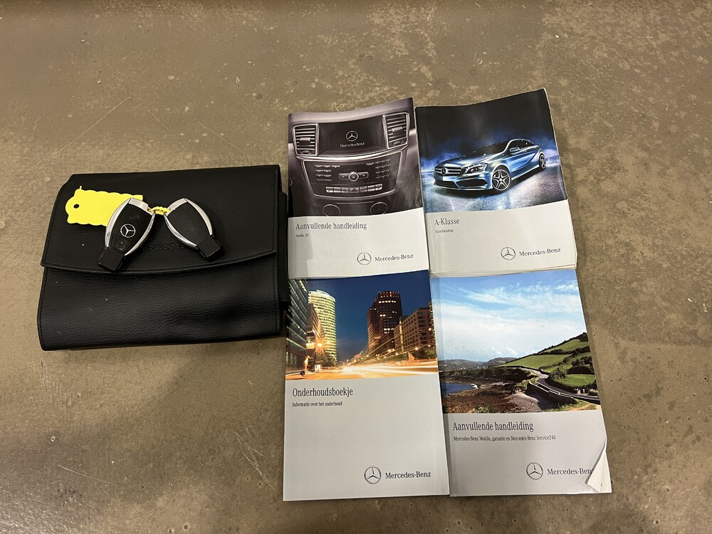 Mercedes-Benz A180 Edition 122PS 2013 -Org. NL-A-Klasse, 4-SGJ-16.
