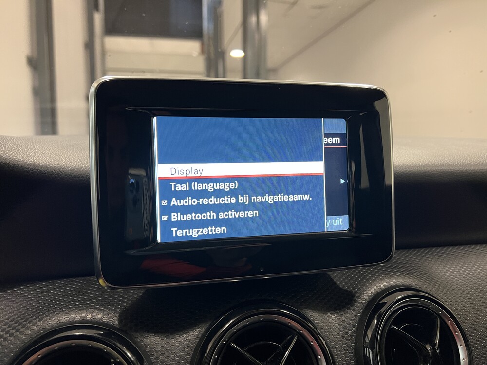 Mercedes-Benz A180 Edition 122PS 2013 -Org. NL-A-Klasse, 4-SGJ-16.