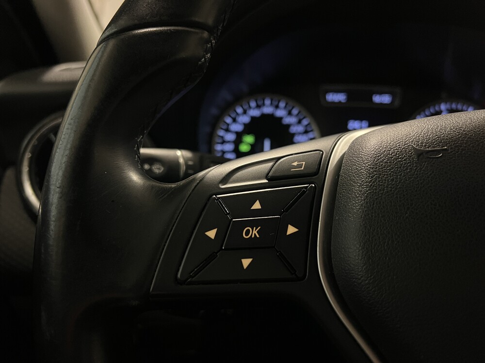 Mercedes-Benz A180 Edition 122PS 2013 -Org. NL-A-Klasse, 4-SGJ-16.