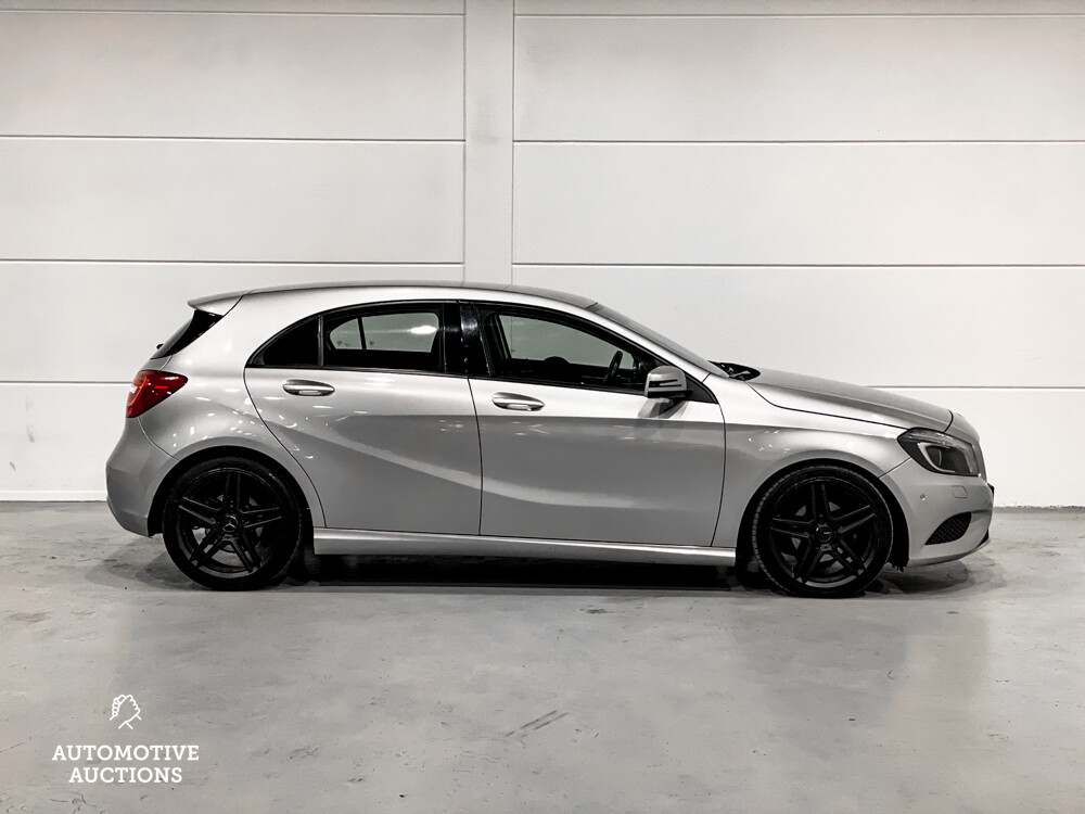 Mercedes-Benz A180 Edition 122PS 2013 -Org. NL-A-Klasse, 4-SGJ-16.